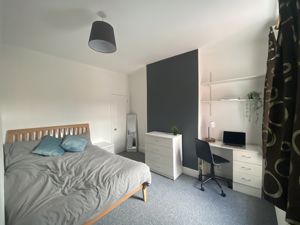 Photo 7- click for photo gallery